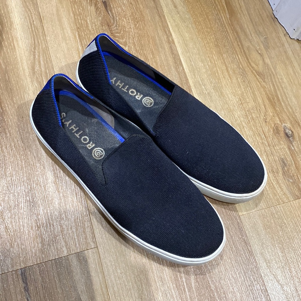 Rothy’s Black Sneakers Size 11